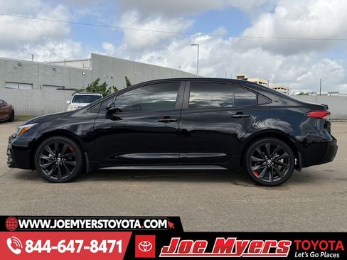 Used 2024 Toyota Corolla SE image 6