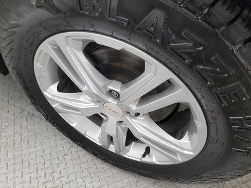 Used 2019 GMC Terrain SLE image 31