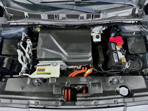 Used 2024 Nissan Leaf SV Plus image 31