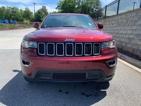 Certified 2022 Jeep Grand Cherokee Laredo E RWD image 3