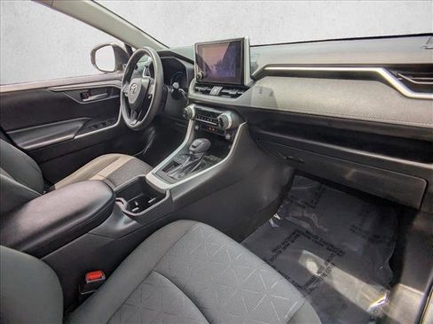 Used 2023 Toyota RAV4 XLE FWD image 21