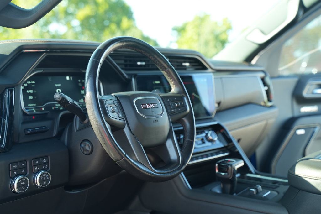 Used 2022 GMC Sierra 1500 AT4 w/ AT4 Premium Package AWD/4WD image 29