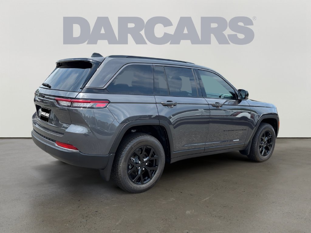 New 2026 Jeep Grand Cherokee Altitude AWD/4WD image 7
