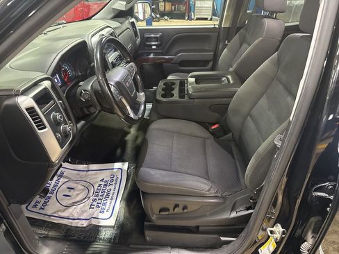 Used 2018 GMC Sierra 1500 SLE w/ SLE Value Package image 10