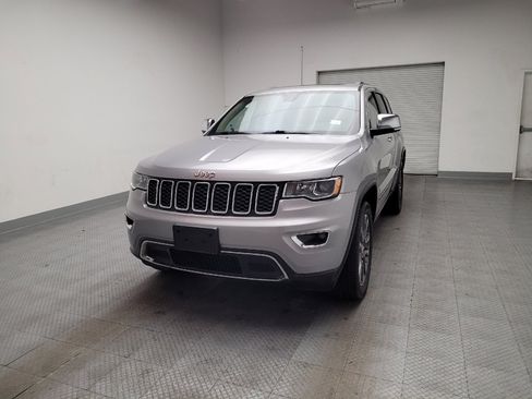 Used 2018 Jeep Grand Cherokee Limited w/ Trailer Tow Group IV image 15