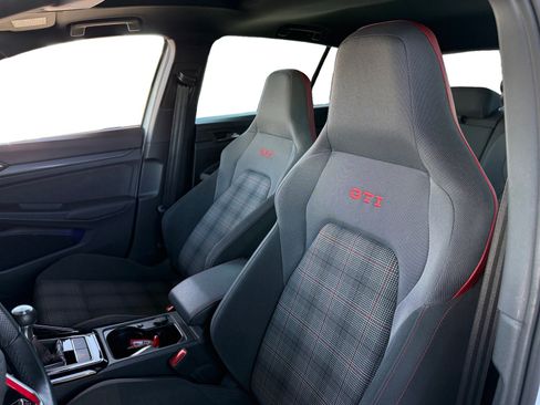 Used 2023 Volkswagen GTI Autobahn FWD image 10