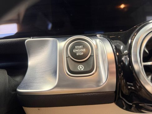 Certified 2023 Mercedes-Benz GLB 250 4MATIC image 30