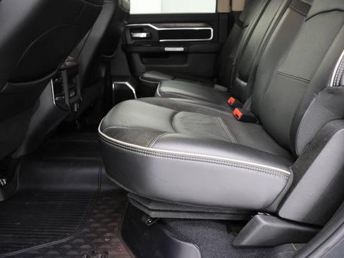 Used 2019 RAM 3500 Laramie AWD/4WD image 36
