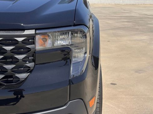 New 2026 Ford Maverick XL FWD image 8