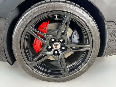 Used 2023 Chevrolet Corvette Stingray Coupe w/ 1LT RWD image 28