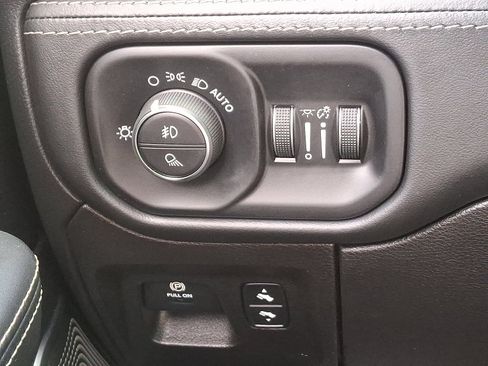 Used 2019 RAM 1500 Limited image 23