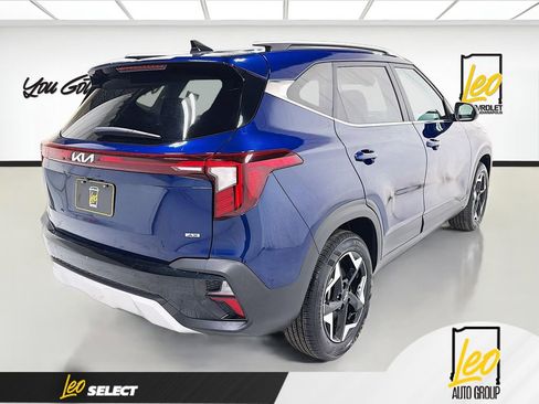 Used 2025 Kia Seltos EX w/ EX Sunroof Package AWD/4WD image 5