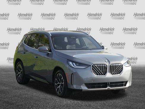 Certified 2025 BMW X3 xDrive30 w/ Premium Package AWD/4WD image 2