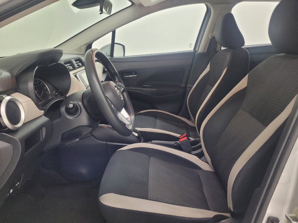 Used 2021 Nissan Versa SV FWD image 17