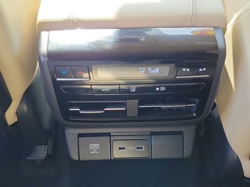 Used 2023 Acura MDX SH-AWD w/ Technology Package image 13