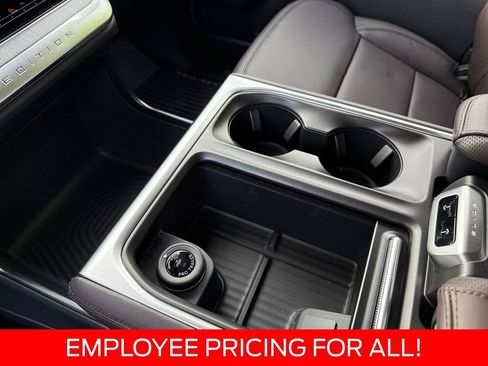 New 2026 Ford Expedition Platinum w/ Platinum Ultimate Package AWD/4WD image 16