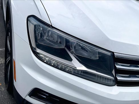 Used 2019 Volkswagen Tiguan SEL image 28