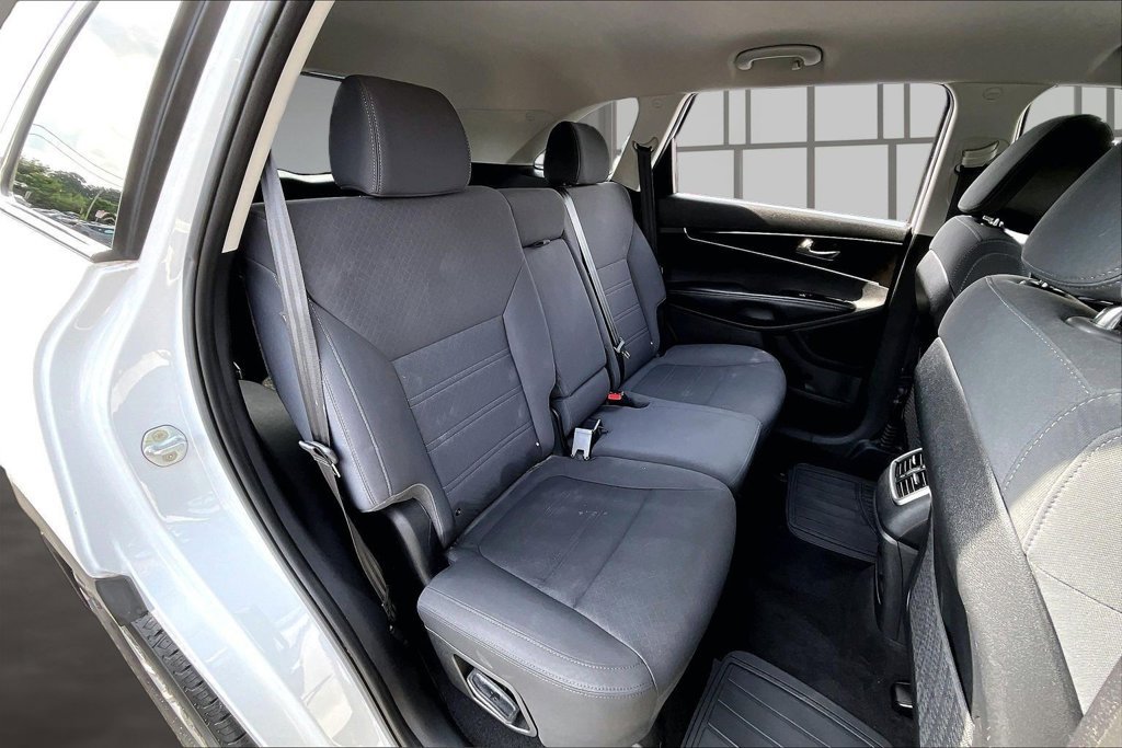 Used 2016 Kia Sorento AWD w/ LX Convenience Package image 27