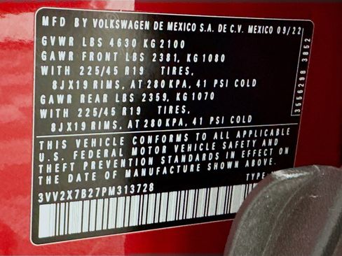 Used 2023 Volkswagen Taos SEL image 39