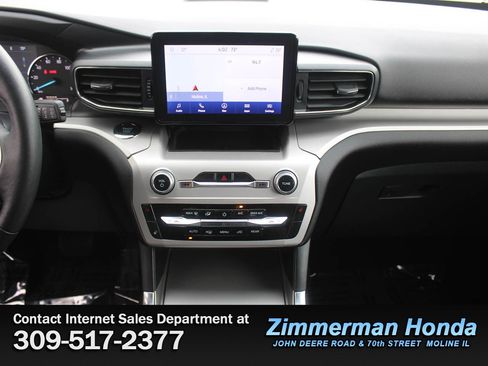 Used 2023 Ford Explorer XLT w/ Equipment Group 202A AWD/4WD image 17