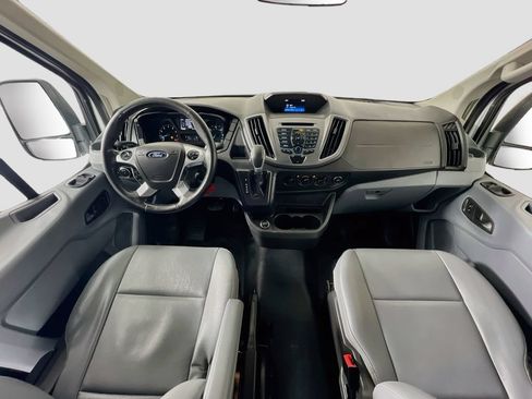 Certified 2019 Ford Transit 250 148 Low Roof RWD image 36