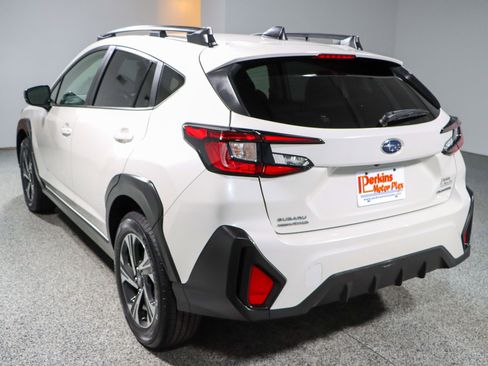 Used 2024 Subaru Crosstrek 2.0i Premium image 9