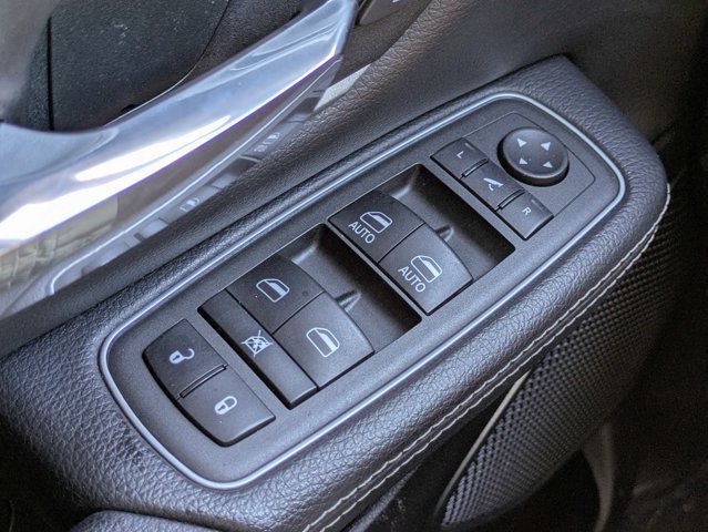 Used 2022 RAM 1500 Laramie RWD image 23
