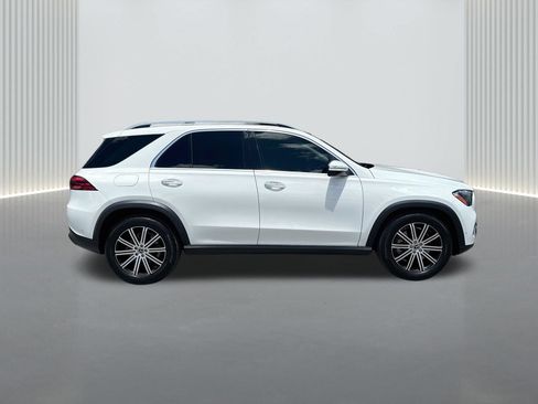 Used 2025 Mercedes-Benz GLE 450e 4MATIC image 6