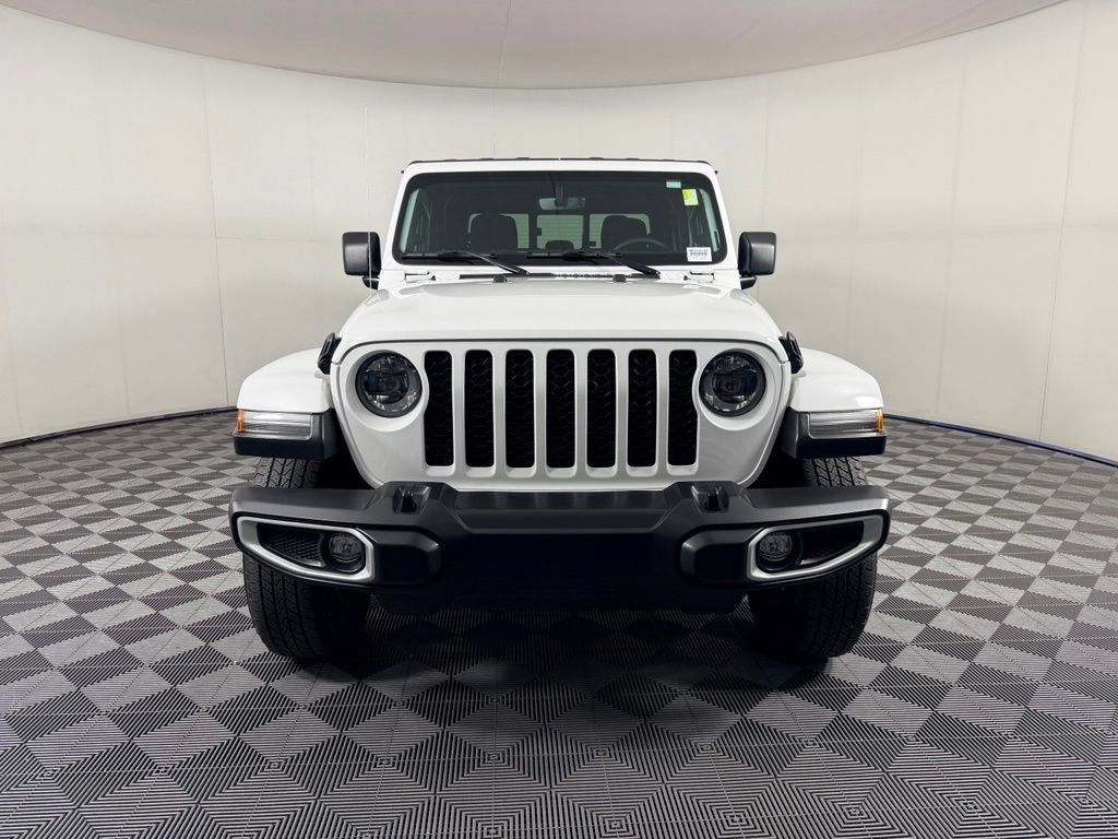 Used 2023 Jeep Gladiator Sport AWD/4WD image 3