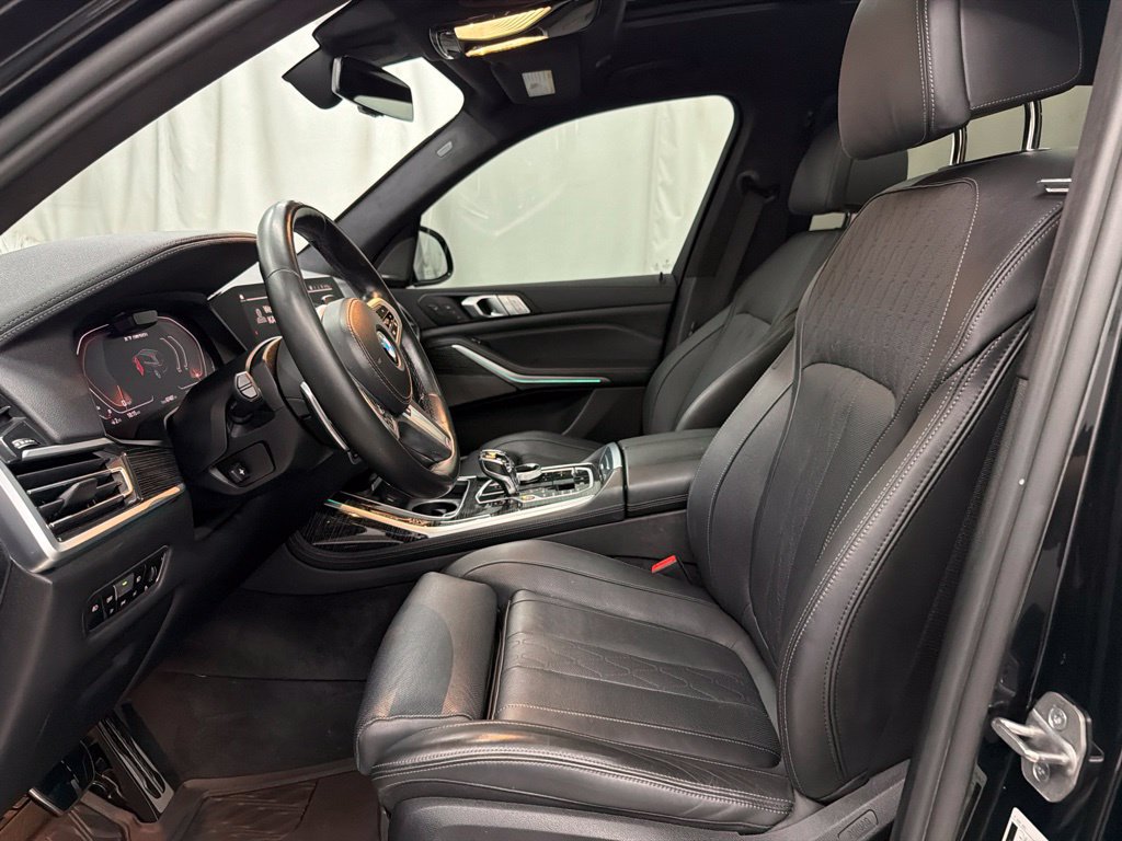 Used 2022 BMW X7 M50i AWD/4WD image 13