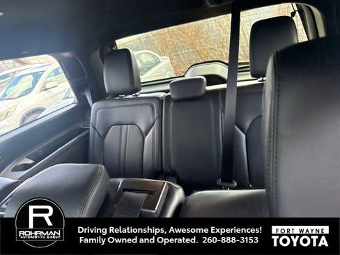Used 2021 Ford Expedition Limited AWD/4WD image 10