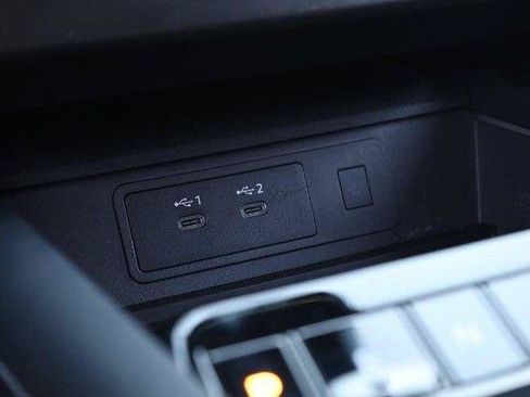 Used 2025 Nissan Murano SV FWD image 15
