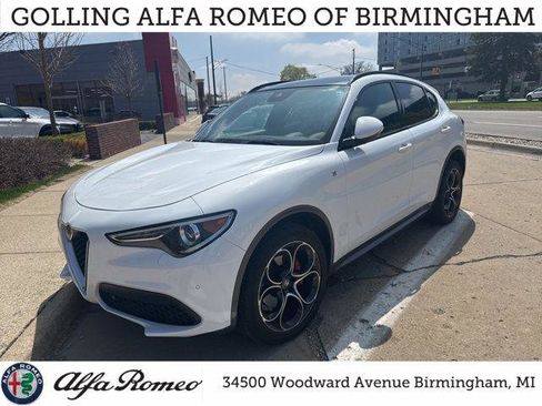 Certified 2023 Alfa Romeo Stelvio Ti image 1