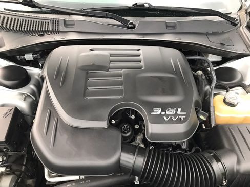 Used 2019 Dodge Charger SXT AWD/4WD image 53