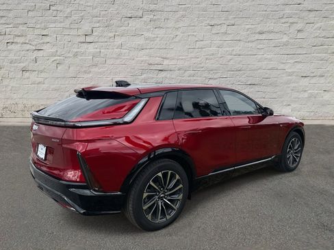 New 2025 Cadillac Lyriq Sport RWD image 5