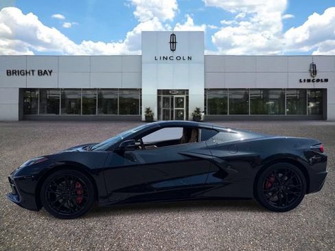 Used 2024 Chevrolet Corvette Stingray Premium Cpe w/ Battery Protection Package RWD image 3