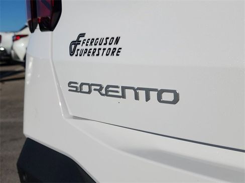 New 2026 Kia Sorento S image 6