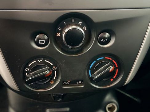 Used 2017 Nissan Versa SV image 13