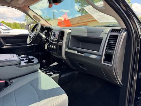 Used 2017 RAM 2500 Tradesman w/ Chrome Appearance Group AWD/4WD image 14