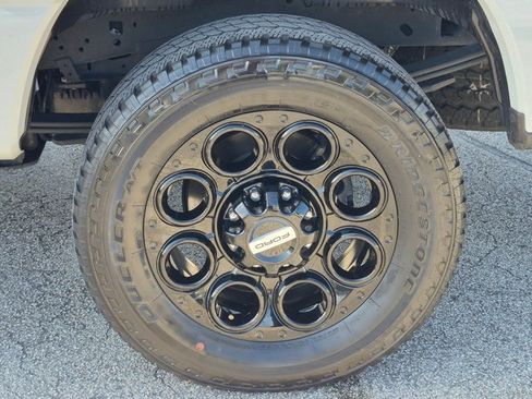 Used 2025 Ford F250 Lariat w/ Lariat Ultimate Package AWD/4WD image 23