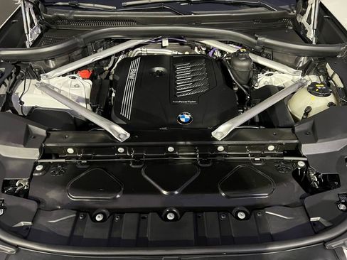 Used 2022 BMW X5 xDrive40i image 43