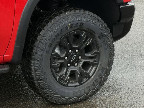 New 2026 Chevrolet Silverado 1500 ZR2 w/ LPO, Dark Essentials Package image 29