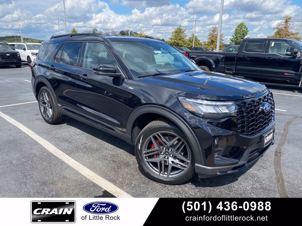 New 2026 Ford Explorer ST-Line w/ ST-Line Street Pack AWD/4WD image 1