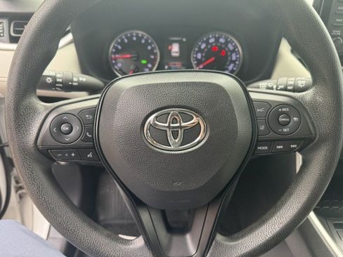Used 2019 Toyota RAV4 XLE w/ All Weather Liner Package AWD/4WD image 13