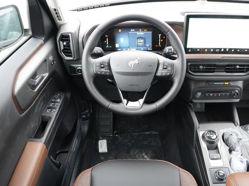 New 2026 Ford Bronco Sport Outer Banks w/ Outer Banks Tech Package+ AWD/4WD image 13