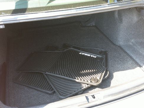 Used 2015 Volkswagen Passat 1.8T Limited Edition image 12