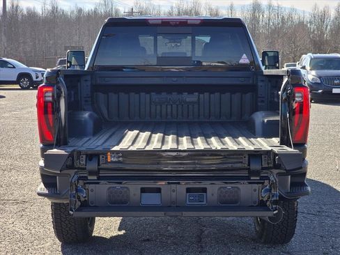 New 2026 GMC Sierra 3500 Denali Ultimate image 21