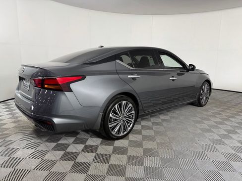 Used 2025 Nissan Altima 2.5 SL image 7