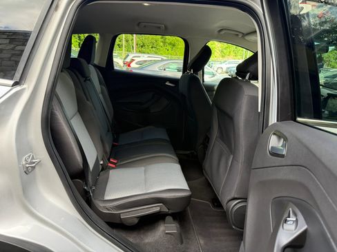 Used 2019 Ford Escape SE AWD/4WD image 32