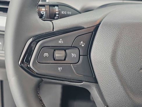 New 2027 Chevrolet Bolt LT w/ Comfort Package FWD image 27